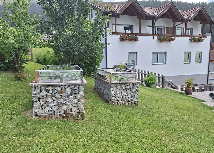 罗斯玛丽公寓 *