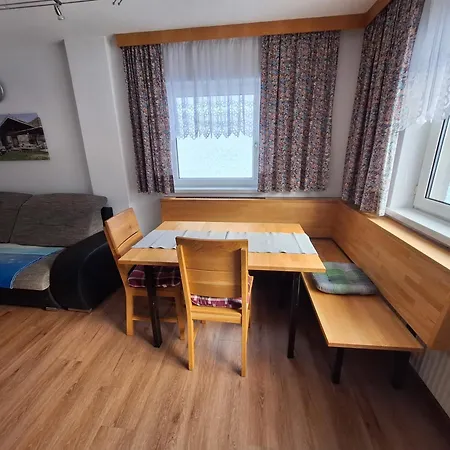 Rosmarie * フェンデルス