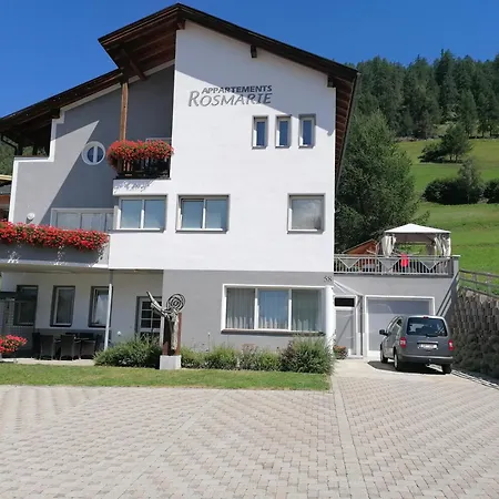 アパート Rosmarie *